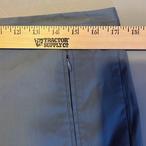 NWOT Bluish Gray Tibi Women’s Shorts 8 - Picture 4 of 6